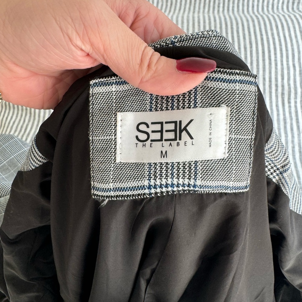 SEEK Blazer - Picture 5 of 5